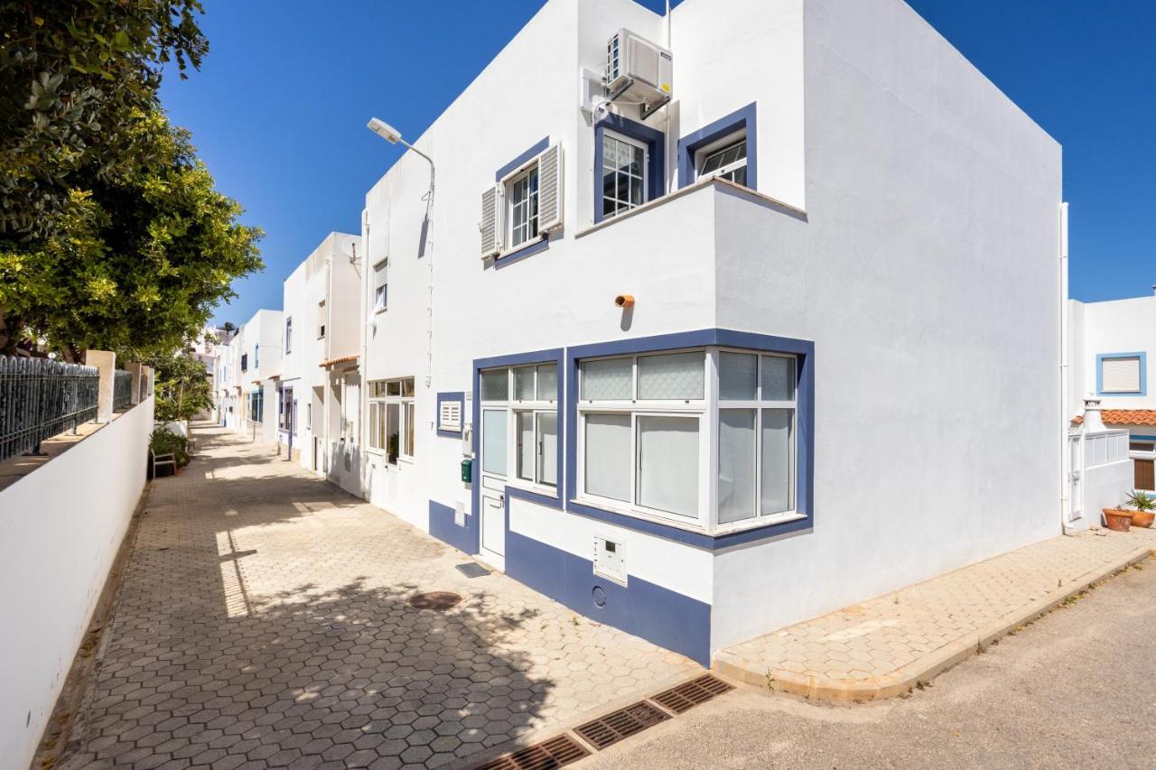 Newly Renovated 2 Bedroom Townhouse - Close To Salema Beach Экстерьер фото